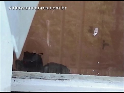 ❤️ Raġel qarn iħares lit-tfajla tiegħu ma' raġel ieħor, jirreġistra video fuck mingħajr ma jfixkel lill-koppja ️❌ Porn Russu f'mt.tubsexer-porn.ru ❌