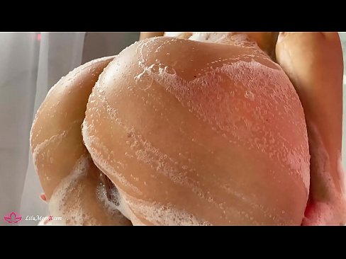 ❤️ Brunette Masturbates Pussy b'vibratur għal orga intens fid-doċċa ️❌ Porn Russu f'mt.tubsexer-porn.ru ❌