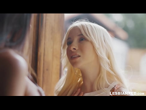 ❤️ It-tifla tiġi d-dar ftit xhur wara u tispiċċa tiekol il-pussy tal-stema taghha ️❌ Porn Russu f'mt.tubsexer-porn.ru ❌